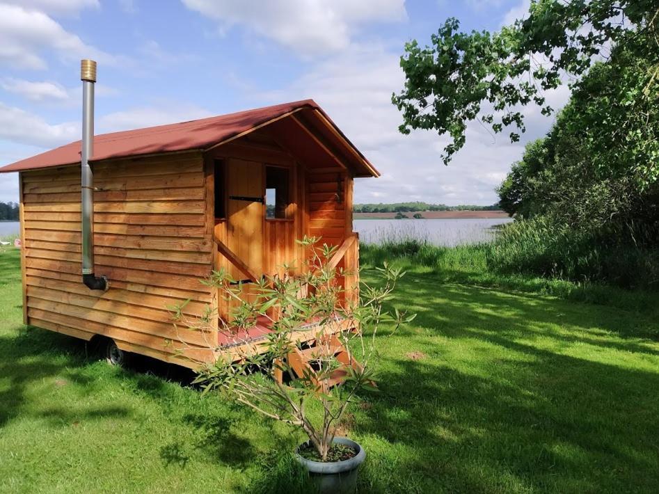 La Tribu De Lavaud Bed and Breakfast Saint-Quentin-sur-Charente Exteriör bild